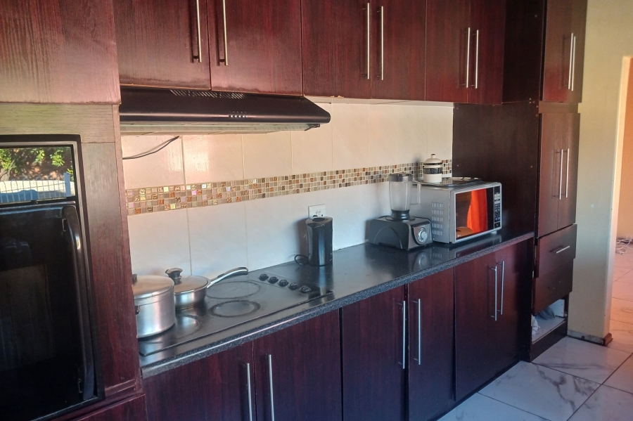 3 Bedroom Property for Sale in Carters Glen Northern Cape